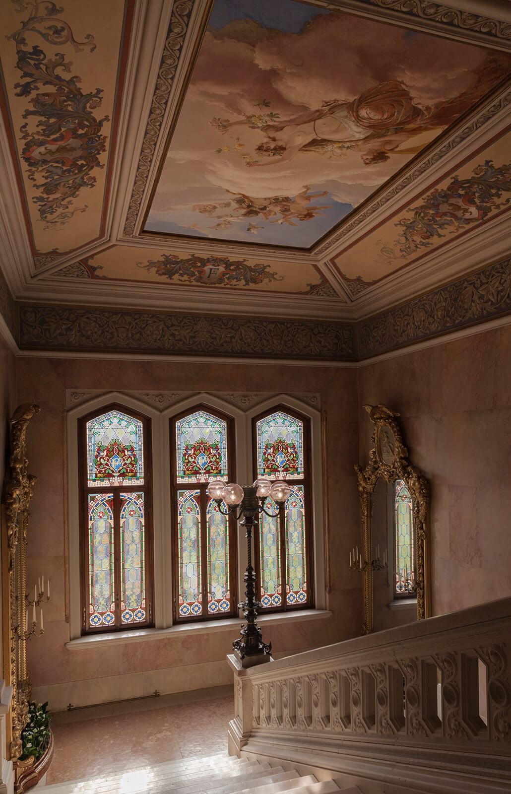 Grand Hotel a Villa Feltrinelli - The marble stairways